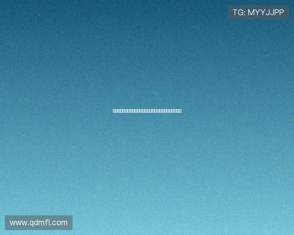 《青蜂侠》：不止于面具下的守护，更是都市丛林中的一抹亮色